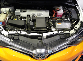 Training la Iasi – Masini Hybrid, Toyota Auris